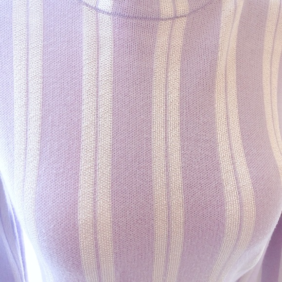 Sweater - Picture 9 of 11